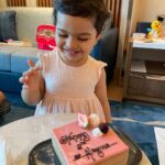 Shikha Singh Instagram - Mine ❤️ #happybirthday #happy #us #2 #alaynaturns2 #family #aquarium #dubai #happiness #gratitude #love #instagood #instagram #insta #blue #baby #babiesofinstagram #babygirl #cute #love #tourism #tour #memories #memoriesforlife #happytogether #mommy #daddy #motherdaughter #daddydaughter #daddyslittlegirl #timeflies