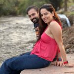 Shikha Singh Instagram - Bas aur kuch nahi…. ❤️ #us #family #friend #boyfriend #lover #husband #partner #partnerincrime #instagood #instagram #insta #red #feelinggood #gratitude #thankyou