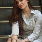 Shikha Singh Instagram - Keep smiling 🙂 It makes people wonder what you are upto! 🙃 📸 @thereisnosuchthing1 @leo_0224_