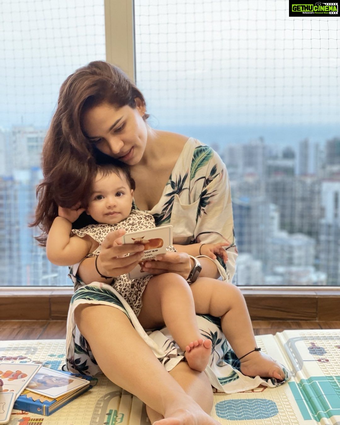 Shikha Singh Instagram - Oh how I miss holding you like this & spending hours without knowing where my day went by! I miss you, your touch, your smell. Counting days and getting strength from the fact that I’m coming closer to be with you @alaynasinghshah ❤️😘
