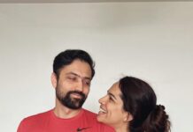 Shikha Singh Instagram - If wives started behaving like husbands. Role reversal 😎 Imagine if we start doing this everyday 😈 #us #partner #husband #lover #husbandandwife #husbands #partners #partnerincrime #fun #funny #humour #reel #reels #reelsinstagram #reelvideo #reelsindia #reelkarofeelkaro #reelit #video #couple #couplereels #couplegoals #makingmemories #love #live #laugh #grateful #blessed