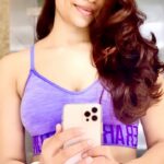 Shikha Singh Instagram - Becoming a mom is not easy especially the kind of changes it brings to not just your body but life. People definitely under estimate this phenomenon. A lot of people told me I would never be the same and they are right. I ain’t the same cos I’m much better now. @alaynasinghshah has made me much stronger, patient, kinder & aware about life in general. So yes, life changes but change it for good cos that’s what matters at the end of the day ❤️🙏🏻😇 #blessed #motivation #babygirl #girl #babies #babiesofinstagram #fit #fitness #fitnessmotivation #fitmom #mom #mommy #mother #motherdaughter #motherhood #thankful #love #live #laugh #appreciationpost
