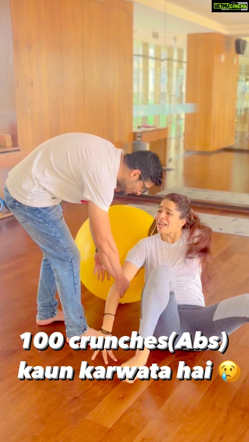 Shikha Singh Instagram - Things u do to fit into your Diwali outfits and the things your trainers do to make sure you don’t come back to gym again 😡 #reels #trending #reel #reelvideo #reelsinstagram #fit #fitness #workout #motivation #gym #gymmotivation #trainer #fun #funny #funnyvideos #funnyreels #actorslife #actor #fitnessgirl #fitnessaddict #fitnessfun