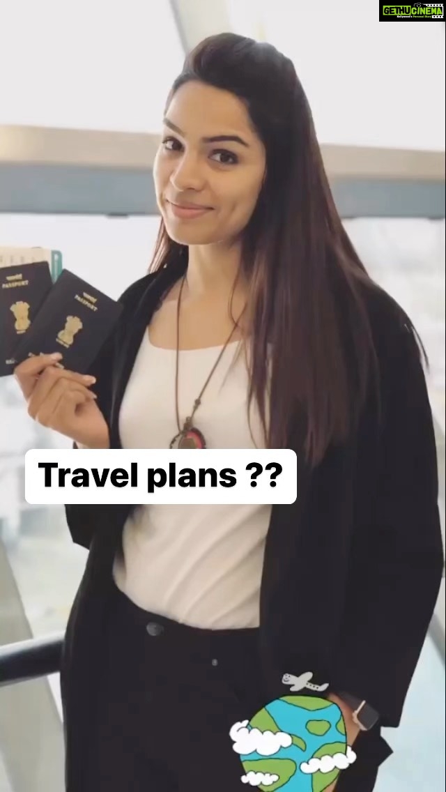 Shikha Singh Instagram - Count me in !!!! Take me to every place with you & I will be a happy kid for I love to travel & I would love to continue doing so till I die. Amen 😇 #vietnam #throwback #throwbacktuesday #travel #travelphotography #us #couple #justus #lover #husband #boyfriend #husbandwife #travelling #exploring #cambodia #love #live #laugh #make #makememories #forever