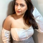 Shiny Dixit Instagram – being classy is a state of mind , and you are born with it , you can’t imitate that “being classy”.