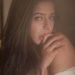 Shiny Dixit Instagram - On this women’s day I wanna say something LOUD and CLEAR - I am both , yes I am “this” and I am “ that “ Who gave you the right to categorise me and my personality? Today you are celebrating me ? What about the days you men call us by the names ? Or show your strength on us by beating us ? Raising your voice and telling us that you are the bread earner of the family ? Or call me “Chakmi kuddi “? But at the same time you like a girl who is beautiful but not a bold one ...but you want her bold in bed ? Such double standards.... Such cheap games and double standards!!! Women day is everyday , celebrating womenhood is a lifestyle not a day ? Got it next time you comment or judge a woman think twice that you people with “double standards also celebrate women’s day “ Huh 😂😂💛 To the women - we need unity - happy women’s day “