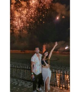 Shiny Doshi Instagram - Love and light❤️🧿 #hello2023