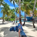 Shiny Doshi Instagram - Feeling BLUE-TIFUL 😍💙 #throwback #maldives #serendipity #mykindaplace #nature #bliss #rejuvenate #gottago #shinydoshi Finolhu Baa Atoll