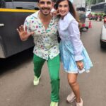 Shiny Doshi Instagram - Dont forget to watch us on #ravivaarwithstarparivaar this Sunday. Fun times with @kanwardhillon_ Styling @harshalds Hair by @nisha_hairstylistt #pandyastore #dhara #shiva #ravivaarwithstarparivaar #bachpan #kids #funtimes #starplus #starpariwar #shinydoshi Dadasaheb Phalke Chitranagari FILMCITY Goregaon East Mumbai
