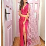 Shiny Doshi Instagram - 💖💖💖💖 Styled by @harshalds #pandyastore #ravivaarwithstarparivaar #pink #gown #colors #glow #shinydoshi Dadasaheb Phalke Chitranagari FILMCITY Goregaon East Mumbai