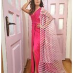 Shiny Doshi Instagram - 💖💖💖💖 Styled by @harshalds #pandyastore #ravivaarwithstarparivaar #pink #gown #colors #glow #shinydoshi Dadasaheb Phalke Chitranagari FILMCITY Goregaon East Mumbai