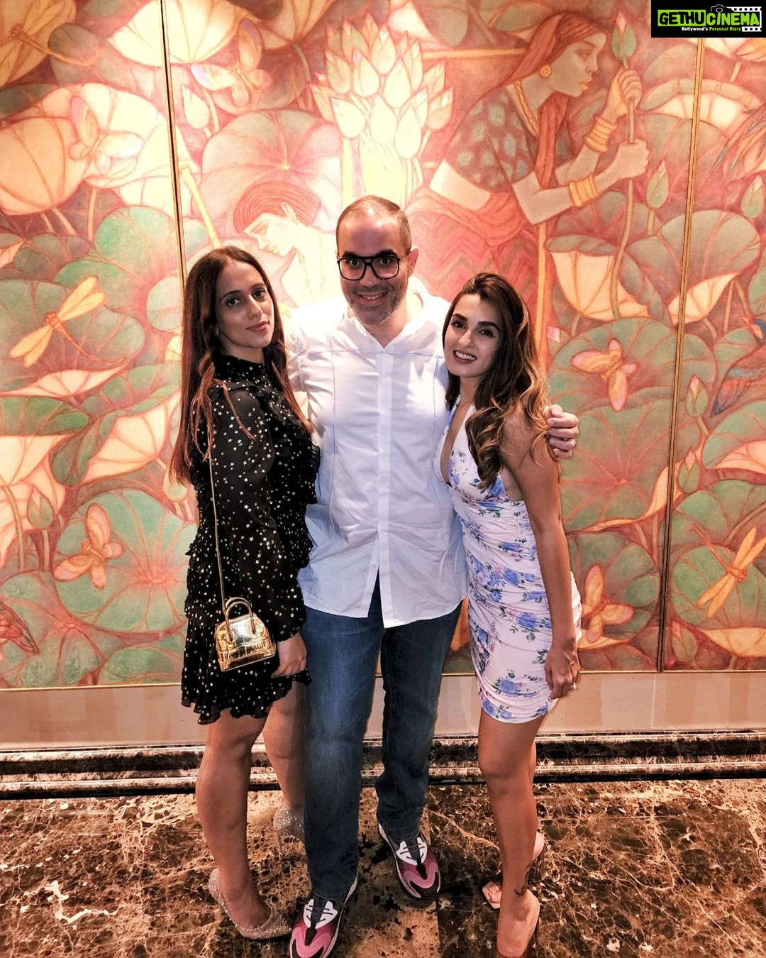 Shiny Doshi Instagram - All about last night 🥳