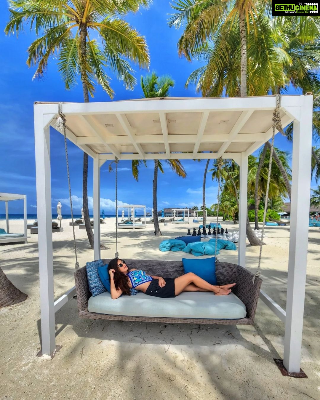 Shiny Doshi Instagram - CHILLAX to the MAX π #islandlife #chilling #nature #maldives #bluesky #bluewater #peaceofmind #traveler #adventure #sanity #pictureoftheday #moodoftheday #instatravel #instalove #instalife #shinydoshi Finolhu Baa Atoll