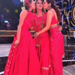 Shiny Doshi Instagram - Watch raviwaar with star pariwar now now now only on @starplus ❤️ #pandyastore #ravivaarwithstarparivaar #starplus #shinydoshi Dadasaheb Phalke Chitranagari FILMCITY Goregaon East Mumbai