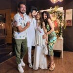 Shiny Doshi Instagram - The hot babies 👩‍❤️‍👨 #plusonecomingsoon @vinnyaroradhoopar @dheerajdhoopar JW Marriott Mumbai Juhu