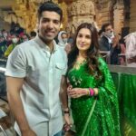 Shiny Doshi Instagram - Aaj pandya store ne 600 episodes pure kiya. Aaj ye pictures dekhke saari yaadein taaza hogayi. Pehla din shoot ka, pehla shot aur somnaath mandir mein. Aaj somnaath baba ke saamne khade Hokar bus ek dua maangi thi, ke pandya store aur main dono tere bharose, tu lejana ise uchai par. Aaj dil se unka shukriyada karti hu🙏 aur aap sabhi ka, jinhone ise itna pyaar diya. Thankyou for loving pandya store ❤️ #600episodes and many more to go🥳 #pandyastore Somnath Temple, Gujarat