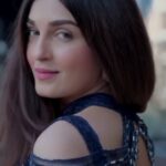 Shiny Doshi Instagram - Because I love this song❤️ #reelitfeelit #trendingsongs #brahmastra #bollywoodsongs #shinydoshi