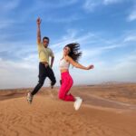 Shiny Doshi Instagram – Wanderlust and desert dust 🏜 

#mydubai #desert #sanddunes #jumping #high #traveler #forlife #dubaidesert #pictureoftheday #instalove #shinydoshi Desert Safari Dubai