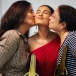Shiny Doshi Instagram - Blessed with two❤️❤️ #everydaymothersday #mothersareangels