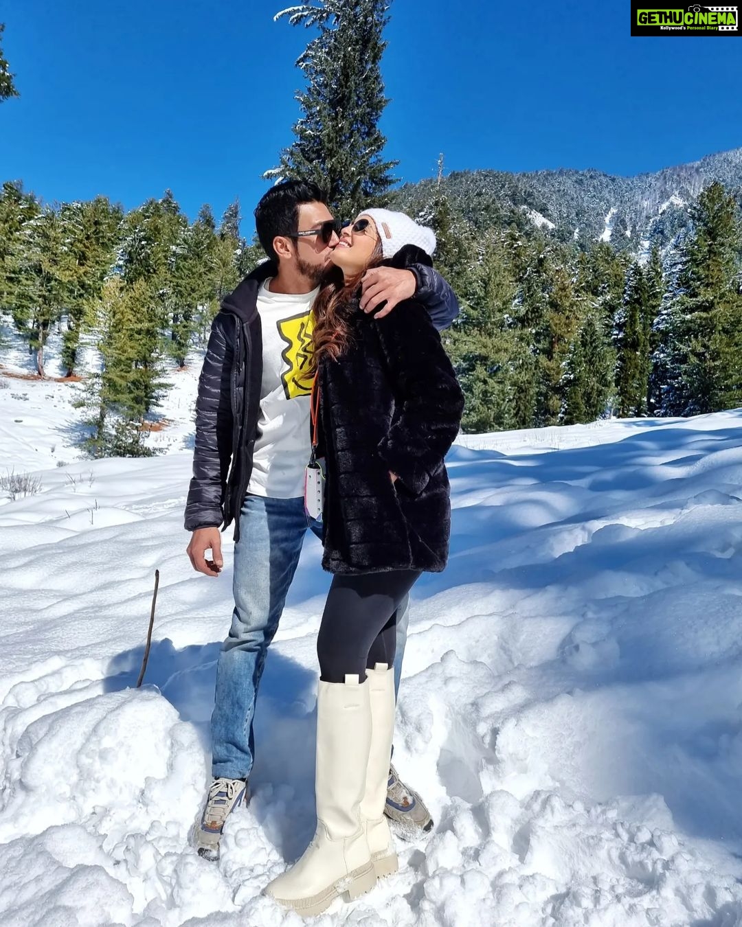 Shiny Doshi Instagram - You make everyday feel like Valentine’s Day baby. ❤ @lavesh_k . . . . . #Valentinesday #myvalentine #forever #photooftheday #thisisus #mylife #lavshines