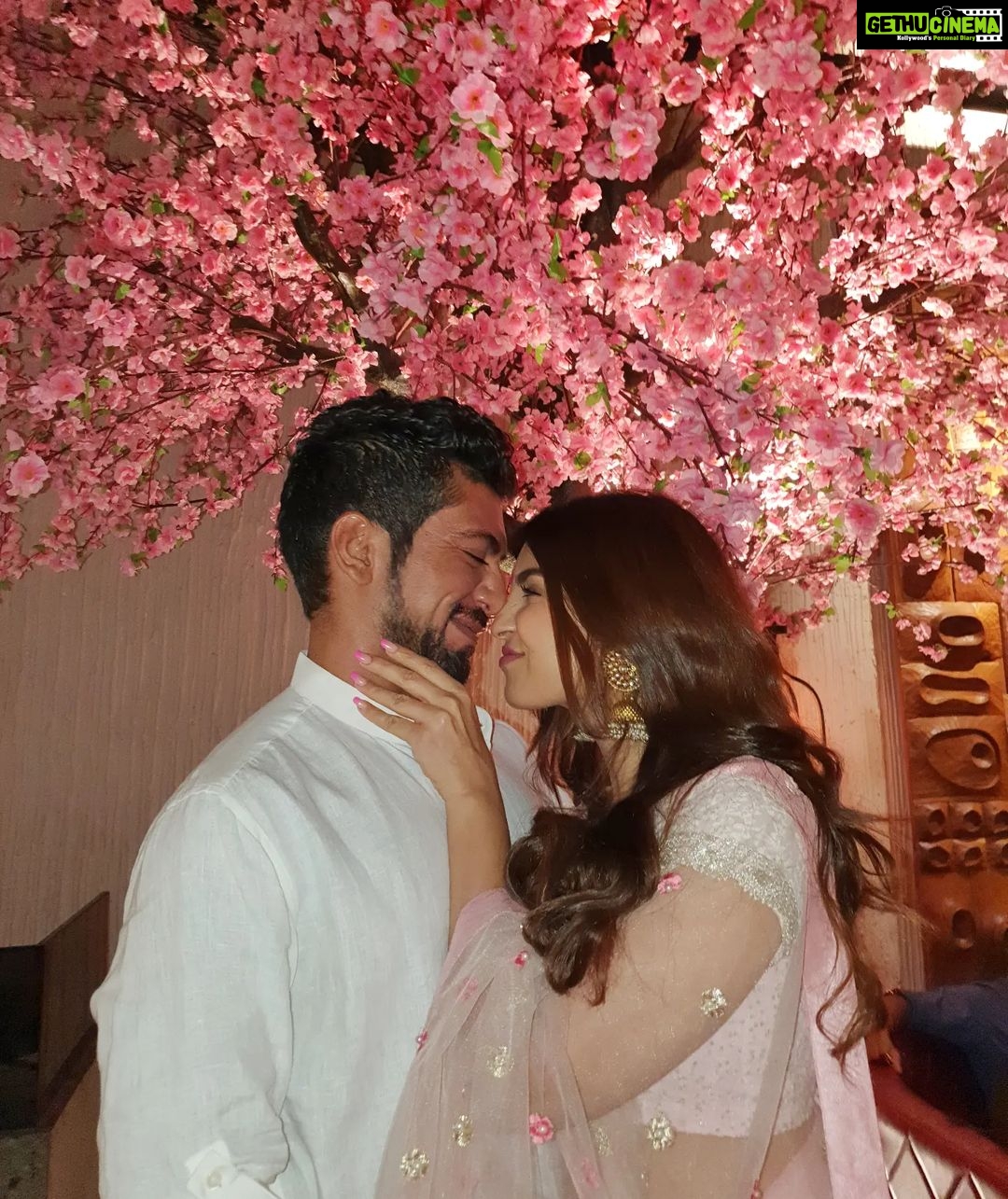 Shiny Doshi Instagram - Happy birthday to my best friend, my husband, my support system, my counselor and my world. ❤ You are everything that is right and the good in my life and I'm super blessed to have and to hold you as my husband forever. On your birthday, I wish that the almighty blesses you with good luck, success and happiness in every walk of your life. Love you my beba❤ LAV will always SHINE😘 #thisisus #lavshines #allmine #forever 🧿