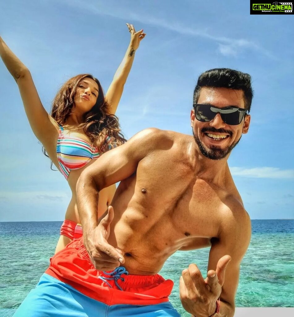 Shiny Doshi Instagram - I believe it's time for another adventure. What say @lavesh_k ❤ . . . . . . . #maldives #islandvibes #oceanlovers #bluesky #seagreen #timetoexplore #newplaces #letsgo #lavshines #shinydoshi #laveshkhairajani #instadaily #instalove #us ❤
