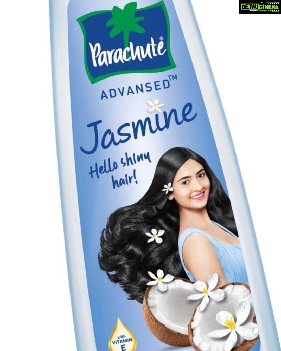 Shivangi Khedkar Instagram - Hello shiny hair ! For @parachute_advansed Photography: @ashayk Hair: @mili_fernandes25 Styling: @sayali_angachekar Makeup: @unaid_ansari . . . #hairoil #brand #shoot #printshoot #bts #photoshoot #photooftheday #ad