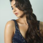 Shivangi Khedkar Instagram – To live in freedom 
To go forward 
To love your family 
To make something of your life 
To never give up
That’s success🧿
Thank you to each one of you for being in my life♥️ 
@starplus @sandiipsikcand @fazila_sol @actorpages_ @hemantprabhu73 @pillaisada @jafarshaikh680 @iam__ro8 @shanewazsabir 
#mhrw #team #myfandom #saishifans #iconicgoldawards2022 
.
.
. 
Styled by @tanazfatima
Outfit @majesticbyjapnah
Jewellery @solasta_jewellery 
Footwear @paioshoes
Shot by @gauravmorgaonkar_
And @themayurchhabria 
MUA @jui_themakeupartist 
@iconicgoldaward