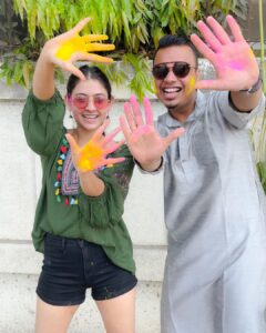 Shivangi Khedkar Instagram - Let the inner child free this holi. 
❤️🧡💛💚💙💜
Happy Holi 😍

#holi2022