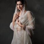 Shivangi Khedkar Instagram - Photography: @sschandane Makeup: @jui_themakeupartist Outfit: @emiraasbyindrani Jewellery: @rimayu07 #lehenga #indianwear #photooftheday #fashion #shivangikhedkar #photoshoot