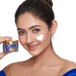 Shivangi Khedkar Instagram – 💗🧑🏻‍🔬Product that performs. Result that transforms. 

Have Sensitive Skin? Want to Reduce Acne, Dark spots & Enlarged Pores? Meet the NEW Visible Brightening AHA BHA SEA ALGAE Face Mask! ⭐👩🏻‍🔬 @DolfeiaSkincare 🧜‍♀️ See Visible Skin Transformation in 4 weeks!!

💗It Reduces inflammation and pores
🌟Targets acne, dark spots, scars and pigmentation
💙Floods skin with Hydration
☀️Make skin Glow instantly
🐬Balances skin microbiome
✨Increases collagen

Give this brightening boost a try- 🧜‍♀️Shop now at DolfeiaSkincare.com 💙 Take their 30 days #GlowLikeADolphin Challenge! 
📸 : @sschandane 
°

°

°

°

°

°

°

°

°

°

°

°
#skincareactives #chemicalexfoliation #salicylicacid #exfoliatingmask  #vitaminc #skincaremask  #sensitiveskincare #skincareblogger #skincareroutines 
#skincarescience #niacinamide #skincaretrends #skincareroutine #acnetreatment
#acnecare #kojicacid #skinbrightening #antiaging #beminimalist #hyaluronicacid #acnetreatment #skininfluencer #dermatologist #explorepage
#skincareaddict #acnescars  #reelsinstagram #reelitfeelit  #reelsindia