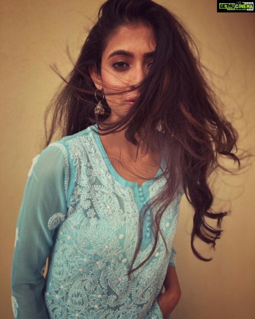 Shivangi Khedkar Instagram - Lean into the WiNd🍃
