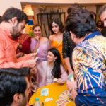 Shivangi Khedkar Instagram - Diwali well spent at @sandiipsikcand @veenaasikcand 🪔 #diwali #festivevibes #friends #family #photooftheday #photodump