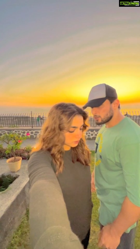 Shivani Jha Instagram - When the inner bihari kicks in @bee_vani_ 👻😝 #leenesh_mattoo #shivanijha #instagram #trendingreels #explore #comedy #funnyvideos #couples