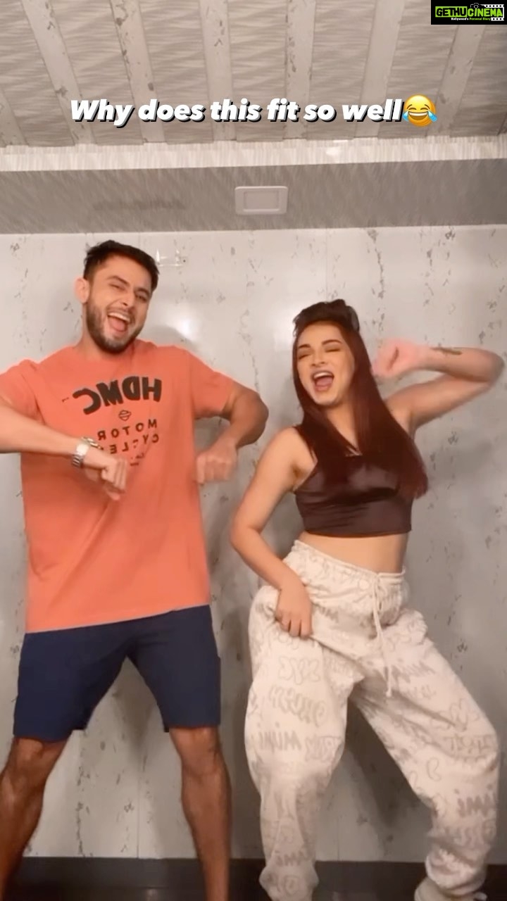 Shivani Jha Instagram - This was our first ever dance reel together!π @leenesh_mattoo πβ€οΈ #reels #explore #bollywoodsongs #tujhetaktetaktesariumarguzaru #trending #explorepage #leevani #leeneshmattoo #shivanijha #dance
