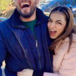 Shivani Jha Instagram - Snow mein Bollywood gane pe dance kar liya 🙈 @leenesh_mattoo ♥️ #teremerehothonpe #reels #explore #reelsinstagram #reelitfeelit #couple #love #snowfall #jammu #kashmir #bollywood #dance