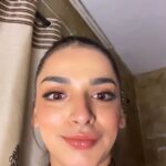 Shivani Jha Instagram – Kaise bayaan karu tumhari khubsurti ko….dont kill me for this.. hehe
@bee_vani_
#viral #instagram