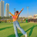 Shivani Jha Instagram – Holi hai 🎨
What’s your favourite colour? Mines blue currently 🥰
@sakshisharma68 idea ekdam mast tha tera😂😘
#holi #instagram #shivanijha India