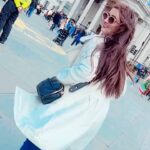 Shivani Surve Instagram - Coz I’m happy 🕊️