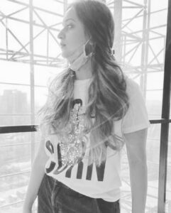 Shivani Surve Instagram - Let's just be who we are✌🏻🌸