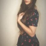 Shivani Surve Instagram - How much I love this song ❤️ #reelsinstagram #reelitfeelit #reelkarofeelkaro #shivanionreels❣️