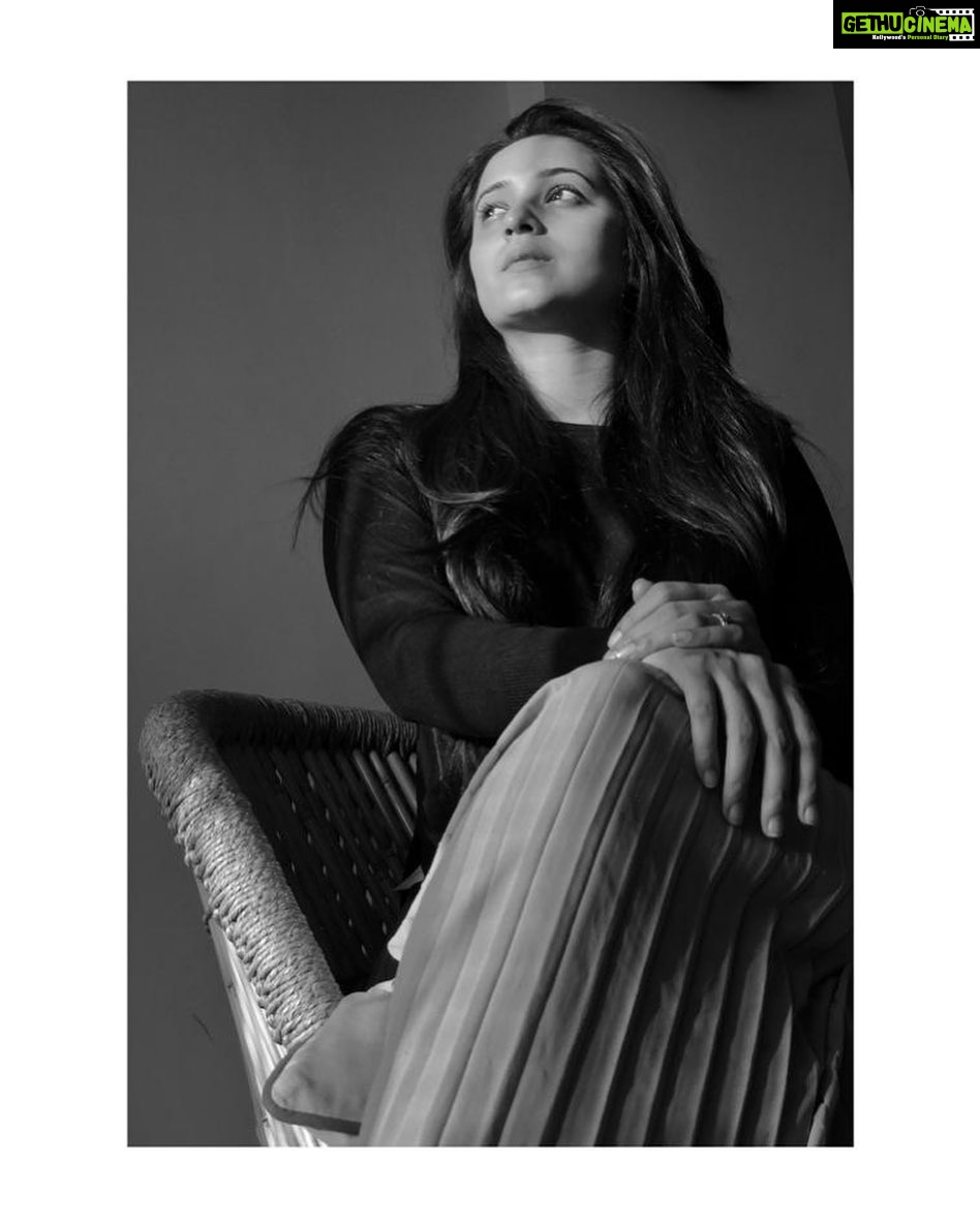 Shivani Surve Instagram - A sense of nostalgia 🌻