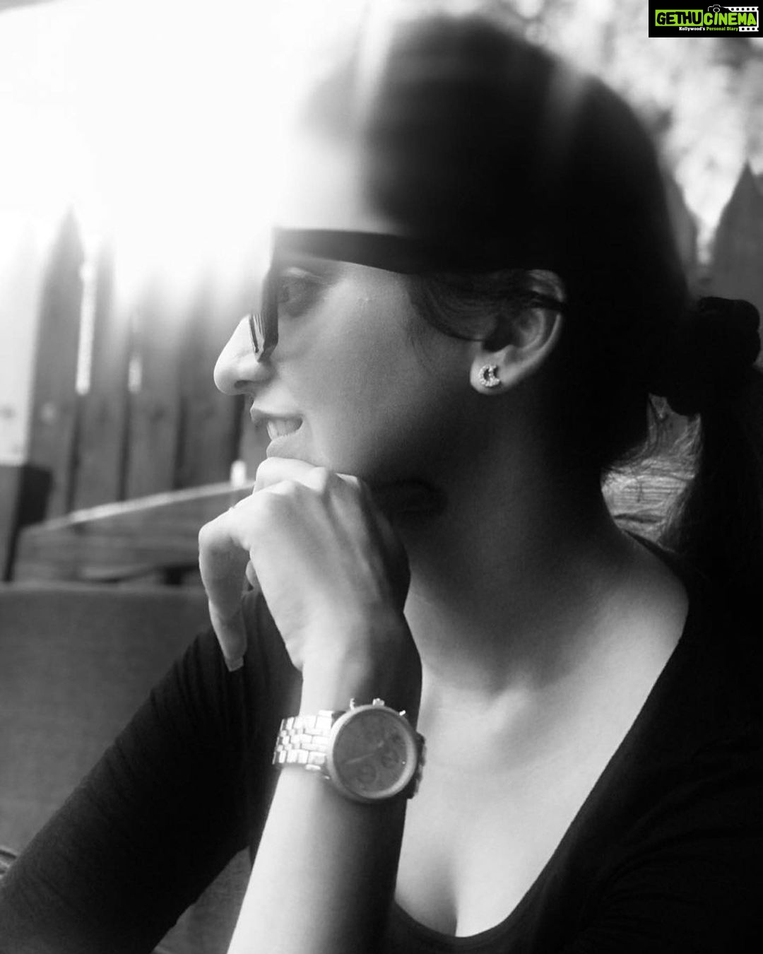 Shivani Surve Instagram - Things are not so simple always as black and white.🤍🖤