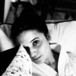 Shivani Surve Instagram – Kinda have feelings, kinda heartless 🖤 

#lockdown2021🙄🤷‍♂️