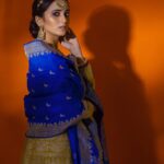Shivani Surve Instagram – No matter how little their light is, they can still light up the whole world and bring us out of our dark agonies. May the lights of Diwali play such role in your life.๐ธ๐ช
Photography – @bharatpawarphotography
Make up – @vinodsarode
Hair – Jyoti
Outfit – @shrutimangaaysh
Jewellery – @jewelcrownartjewellery
Stylist – @stylist.chaitalikulkarni