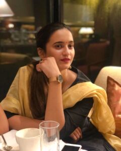 Shivani Surve Instagram - बस यूँही 💛
