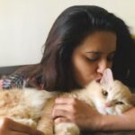Shivani Surve Instagram – If cats could talk,  they wouldn’t 🤷🏻‍♀️❣️#catsofinstagram