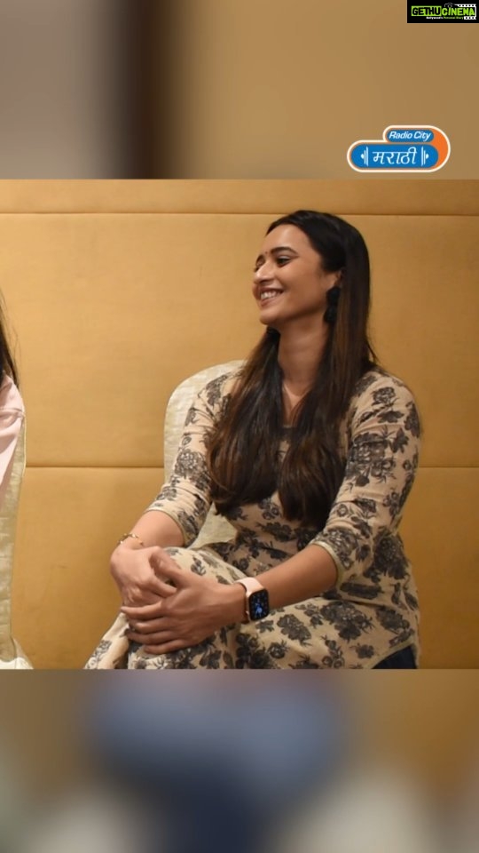 Shivani Surve Instagram - शिवानी, तुला खरचं ह्या क्षेत्रात यायचं होते का ? . With : @rjshonali #Shivanisurve #pareshmokashi #valvi #shivani #marathi #StarKatta #valvi #promotion #actorlife #director #personal #observation #actress #marathistars #rjshoshoshonali #pune #radiocity #interaction #marathicontent #marathimulgi #maharashtra #radiocitymarathi Maharashtra