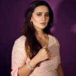 Shivani Surve Instagram – गुढीपाडव्याच्या हार्दिक शुभेच्छा. ❤️ 

@kmundhe4442

@shrutiibagwe

@dreamers_pr

@thevinodsarode