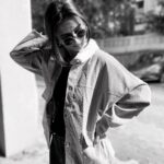Shivani Surve Instagram - Good vibes only 🖤